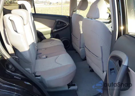 2008 Toyota Rav4 z USA, uszkodzony, nr VIN JTMBD33VX85175831